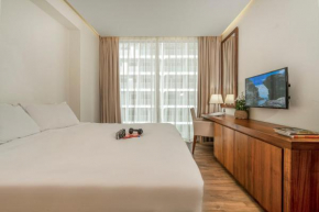 Ala Carte Da Nang-My Khe Beach, 2 Bedroom, Sea View, Rooftop Pool & Gym